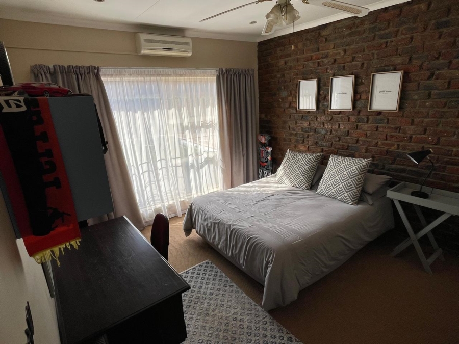 4 Bedroom Property for Sale in Suidrand Free State